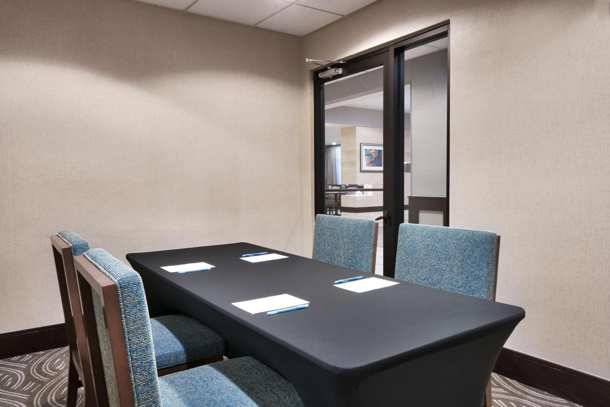 Hampton Inn & Suites Ft Worth-Берлесон Екстер'єр фото